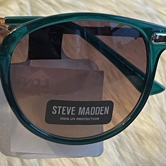STEVE MADDEN Hot Tamales Sunglasses 52-20-141 main image 13